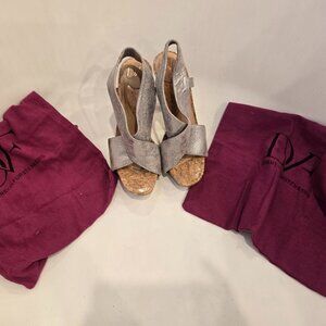 Share DVF Silver stiletto size 7